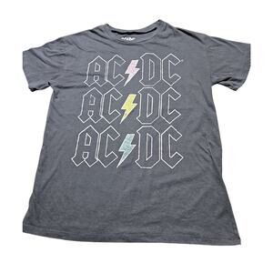 AC/DC Shirt Women's Medium Rock Band Concert Tour Thunderstruck Lightning